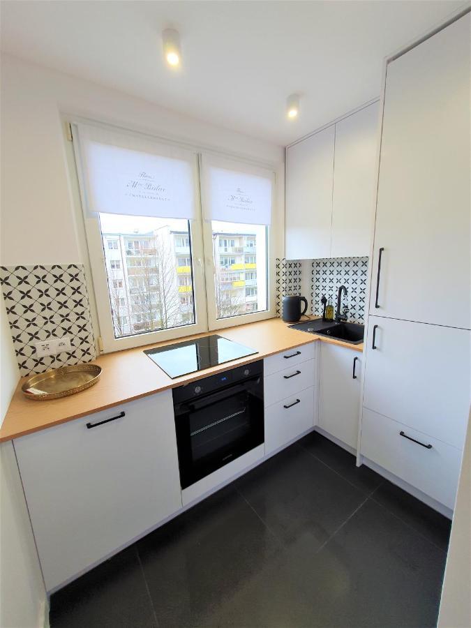 Wera - Klimatyczny Apartament 300 M Od Plazy Brzezno - Azw Gdańsk Exteriör bild