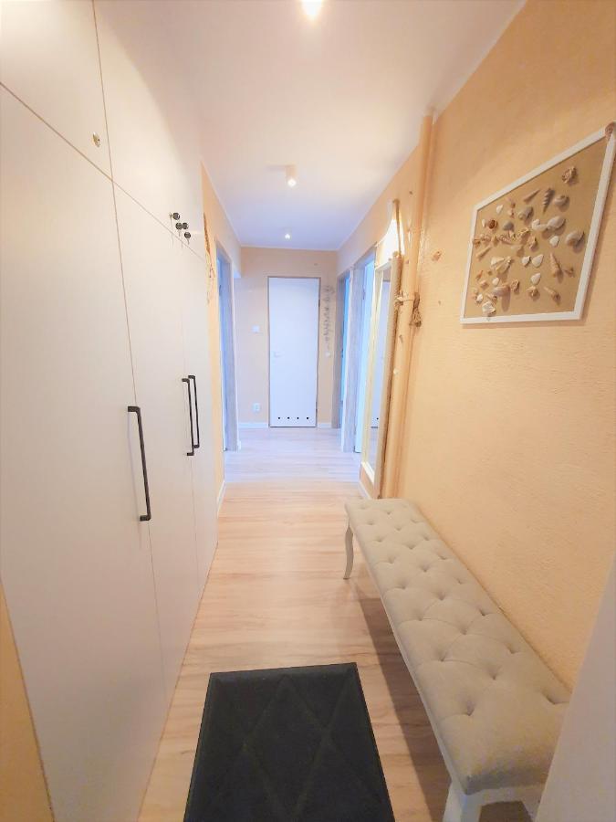 Wera - Klimatyczny Apartament 300 M Od Plazy Brzezno - Azw Gdańsk Exteriör bild