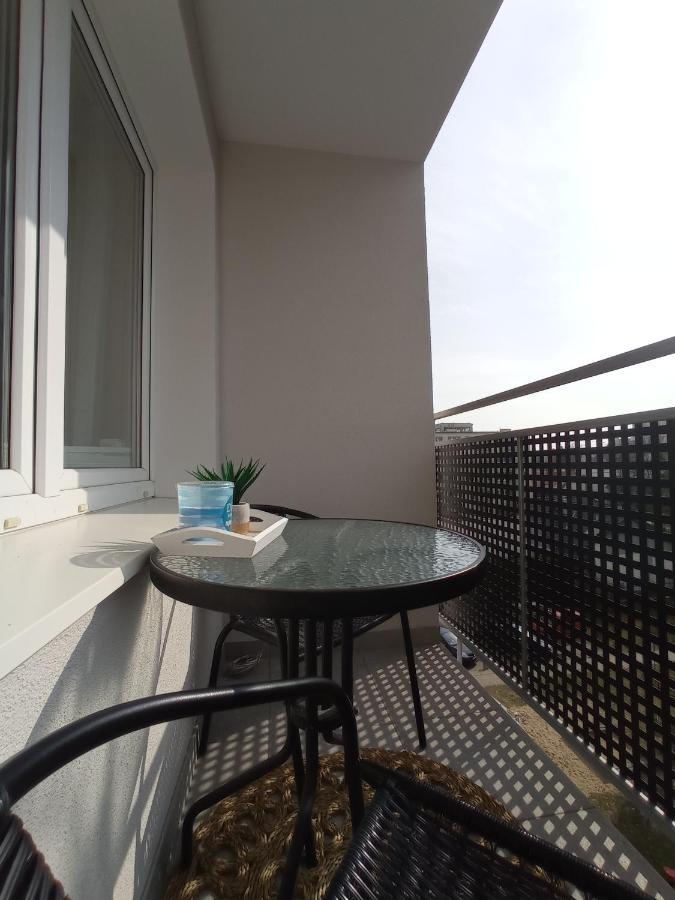 Wera - Klimatyczny Apartament 300 M Od Plazy Brzezno - Azw Gdańsk Exteriör bild
